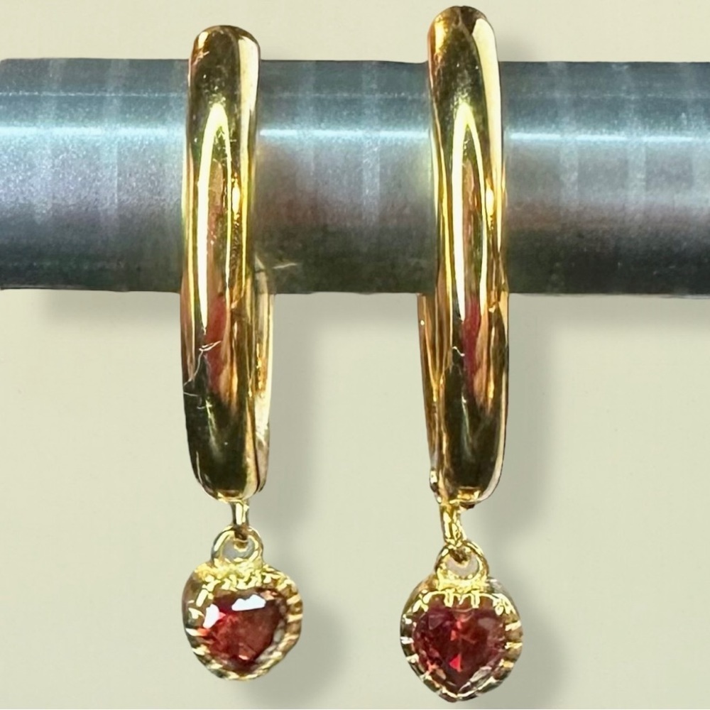 Ruby Simulant CZ Crystal Goldtone Huggie Hoop Earrings Inspired by Meghan Markle - Picture 9 of 13